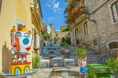 Messina-Taormina low cost return transfer