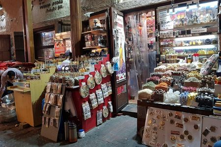 Dubai street food evening tour