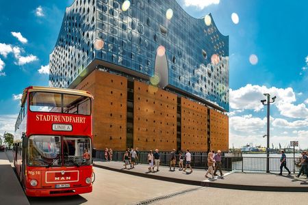 Hamburg hop-on hop-off bus tour 1-day ticket
