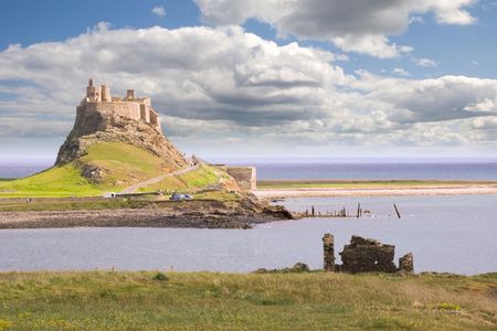 Day Trip to Holy Island, Alnwick Castle and Northumbria from Edinburgh