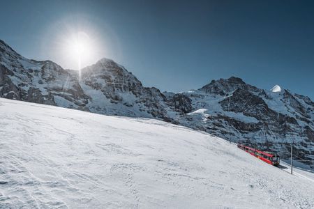 Day trip to Interlaken and Jungfrau from Lausanne with mountain train