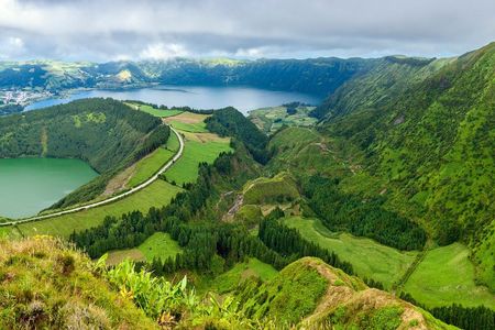 Full-day jeep tour to Sete Cidades and Ferraria