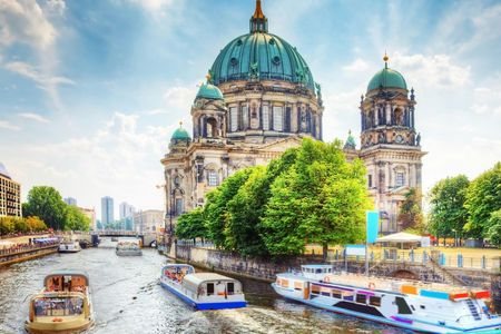 Berlin private walking tour