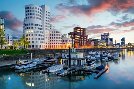 Düsseldorf private walking tour