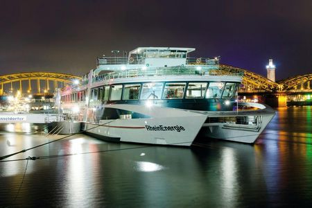 Cologne evening panorama cruise