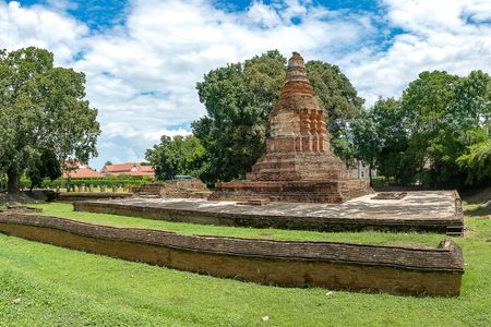 Ancient cities tour of Wiang Kum Kam and Wat Chiang Man