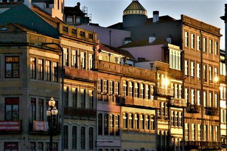 Discovery Game Porto’s Old Town alleys, views and tales