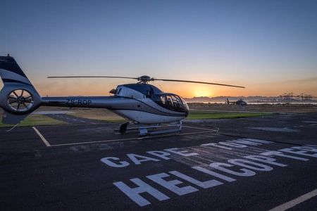 Full peninsula 50-minute scenic helicopter flight in Cape Town