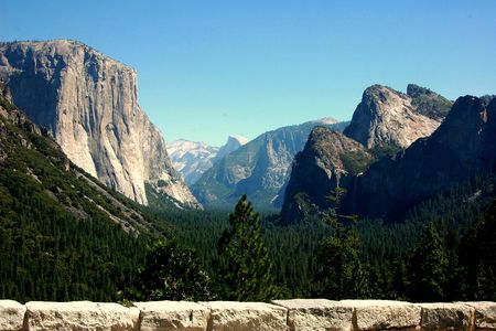 2-day Tour with overnight stay at Yosemite View Lodge