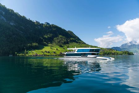 Mount Bürgenstock by catamaran and funicular from Lucerne