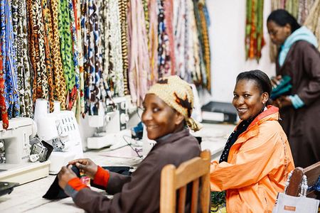 Lunch and Shanga workshop visit by the Kilimanjaro