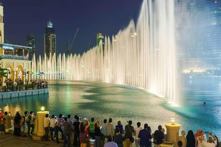 Discover Dubai by night