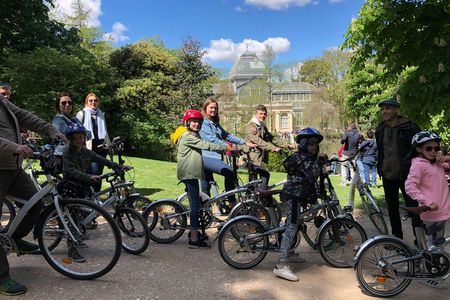 Retiro Park bike or e-bike tour in Madrid