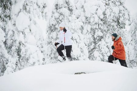 Snowshoeing tour in Pyhä-Luosto National Park