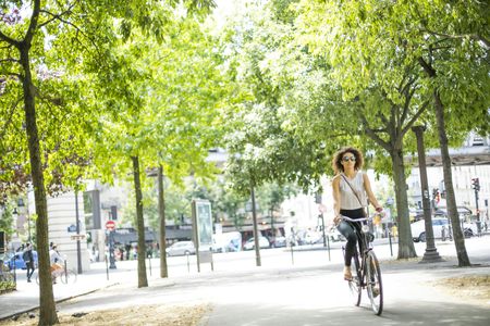 Paris off-the-beaten-path bike tour