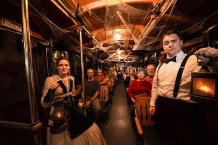 Savannah ghosts and gravestones tour
