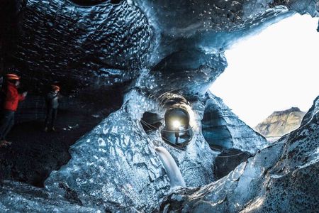 Walk under an ice cave under the Katla Volcano