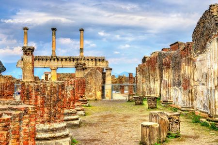 Discovering Pompei guided tour