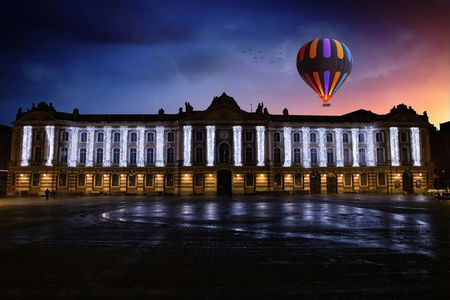 Private guided walking tour of Toulouse