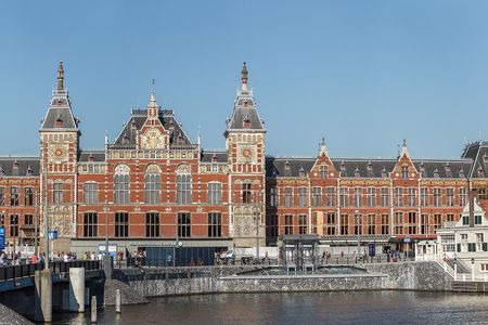 Historical Amsterdam 2.5-hour private guided tour