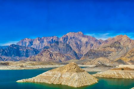 Half-day 4x4 private tour in Oman with lunch