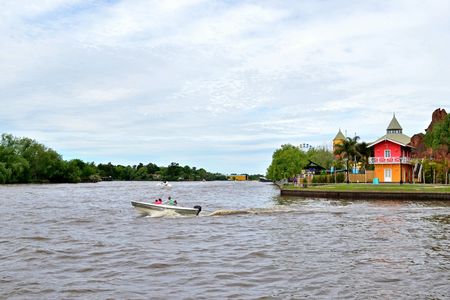 Tigre delta trip and visit to Puerto de Frutos
