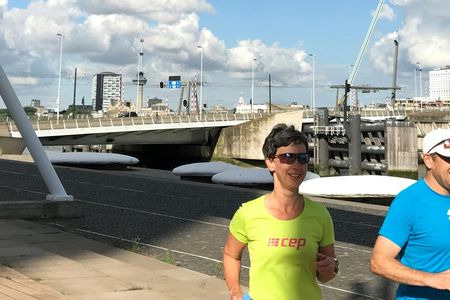 Private Early Bird Business Running tour in Rotterdam