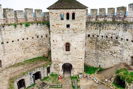 Full day private tour to Soroca Fortress and Casauti Monastery