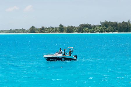 Bora Bora private lagoon fishing