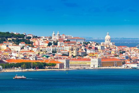 Lisbon city half-day private tour