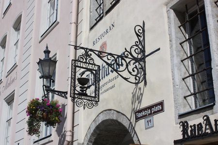 Tallinn alcohol tasting tour