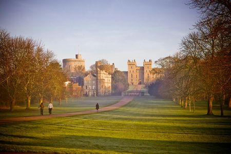 Windsor Castle, Stonehenge and Oxford tour with entrances