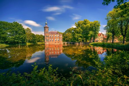 Self guided tour with interactive city game of Breda