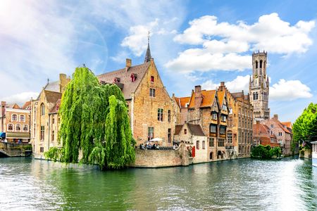 Self guided tour with interactive city game of Bruges