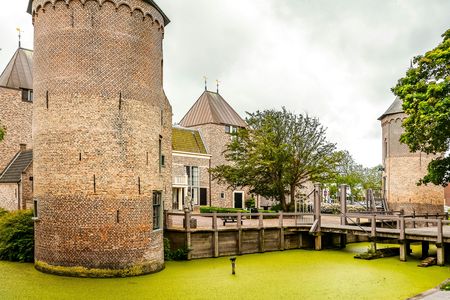 Self guided tour with interactive city game of Schagen