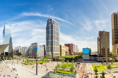 Self guided tour with interactive city game of Rotterdam
