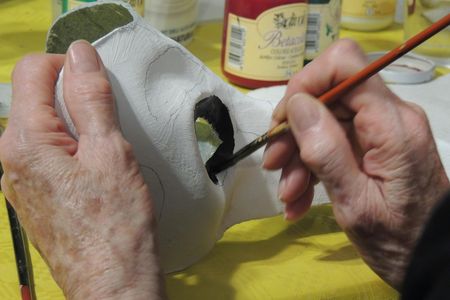 Venetian Carnival mask workshop
