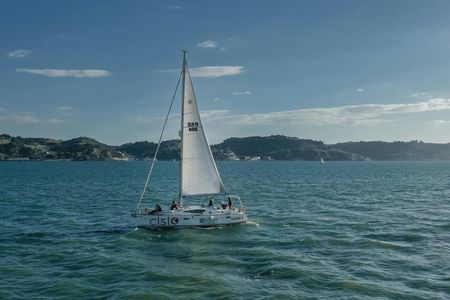 Tagus River private boat tour