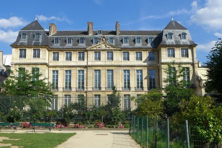 Private tour of Picasso Museum in Paris
