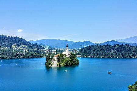 Tour to lake Bled and to Ljubljana from Koper