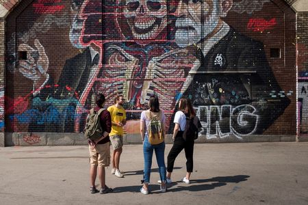 Street art tour through Vienna
