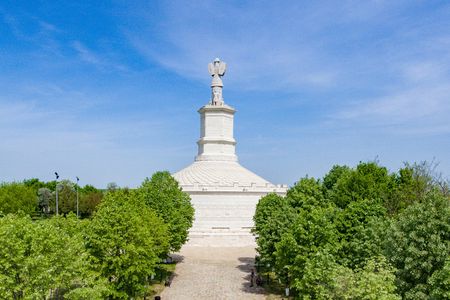 Roman Conquest and Bacchus tour from Constanta