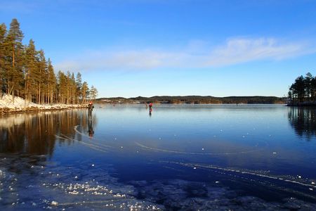 Full-day ice skating tour