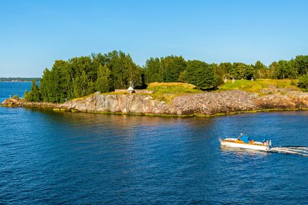 Extended speed boat RIB experience in Helsinki