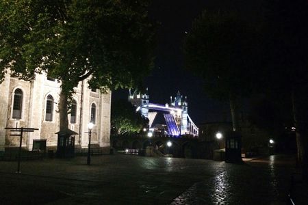 Ghastly Ghosts of Haunted London private tour