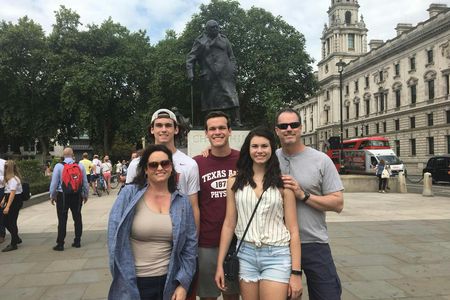 London's Darkest Hour private tour