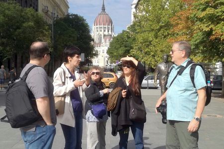 Downtown Pest: The New Imperial Capital 1867-1914 Tour with a friendly historian