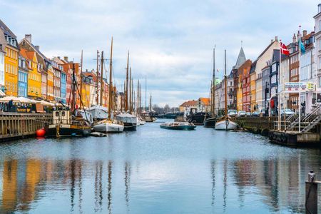 Discover Copenhagen in 1 hour with a local