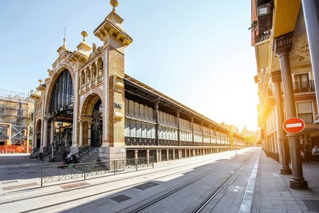 Market tour and Spanish cooking class in Zaragoza