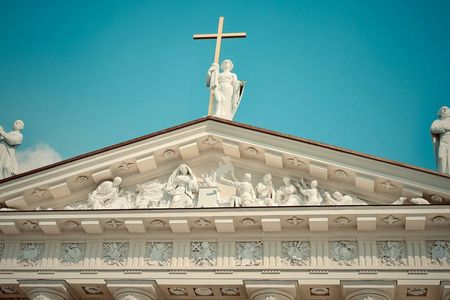 2-hour private historical tour of Vilnius with a local as your guide